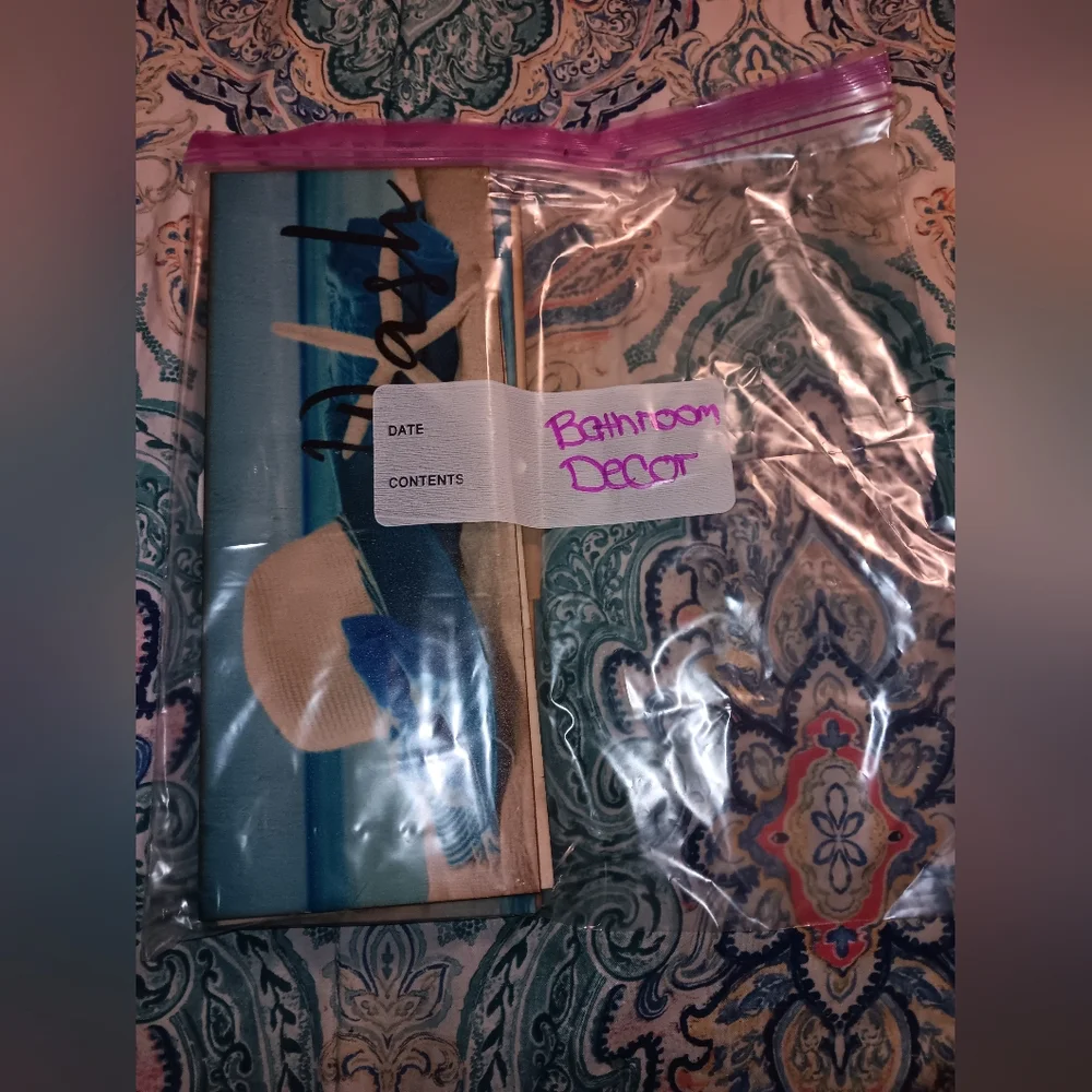 Bathroom sign - Picture 3 of 3